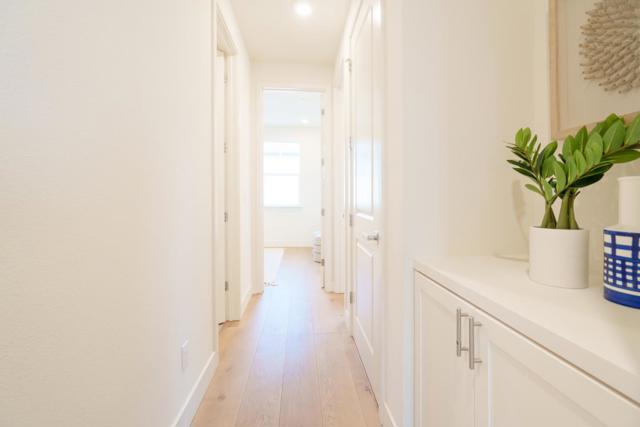897 Fillmore Terrace, Sunnyvale CA: https://media.crmls.org/mediaz/de9cdc46-d46d-4f9e-abf1-d92b8168ed51.jpg