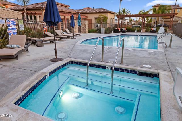 Detail Gallery Image 33 of 36 For 2355 Nicklaus St, Oxnard,  CA 93036 - 3 Beds | 2/1 Baths