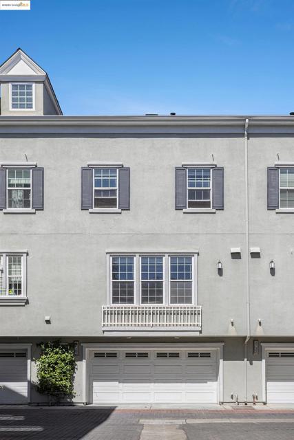 3730 Whitworth Dr, Dublin CA: https://media.crmls.org/mediaz/de9d6cc4-0571-43ee-8b3f-5561d18ac86b.jpg