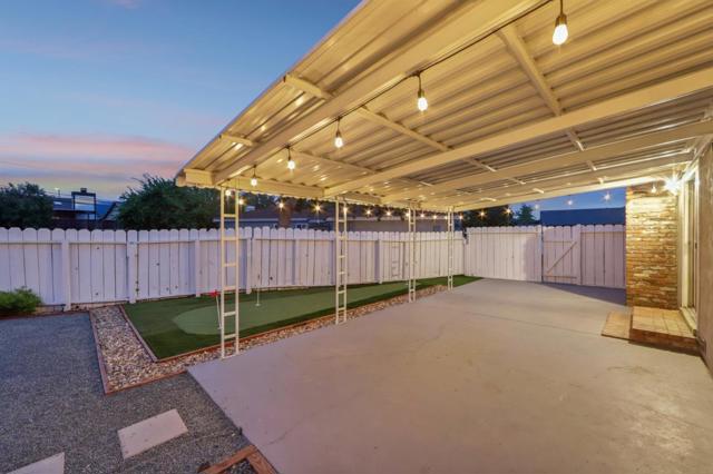 4273 Glazier Court, Concord CA: https://media.crmls.org/mediaz/de9e380f-70e0-490d-9d66-54598e18c2c6.jpg
