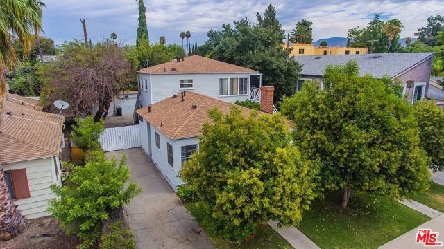 11485 Cumpston Street, North Hollywood CA: https://media.crmls.org/mediaz/de9ebe05-aea5-4c45-8d3f-6c9432770334.jpg