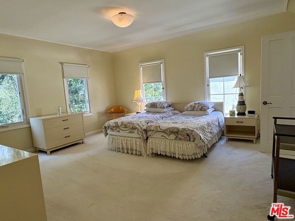 MLS #26860307 image #32