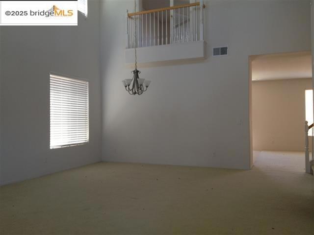4423 GLEN CANYON CIR, Pittsburg CA: https://media.crmls.org/mediaz/dea0026c-b0c6-4991-84e8-4566fee580ad.jpg
