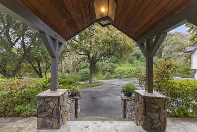 14205 Shannon Road, Los Gatos CA: https://media.crmls.org/mediaz/dea0ea6b-3596-4b12-84da-e4eeca2e2c9e.jpg