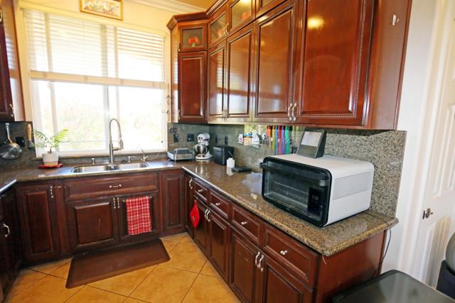 2736 Ferguson Road, Gilroy CA: https://media.crmls.org/mediaz/dea11798-1455-4b40-a882-0277807e44d1.jpg