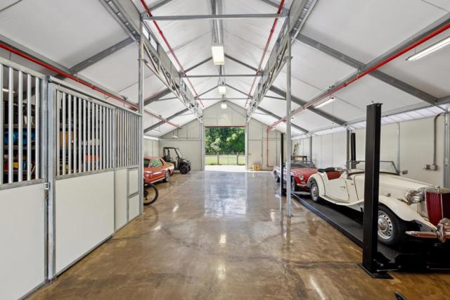 23020 Old Santa Cruz Highway, Los Gatos CA: https://media.crmls.org/mediaz/dea23945-2434-433f-8fce-a3c6a9d3fbad.jpg