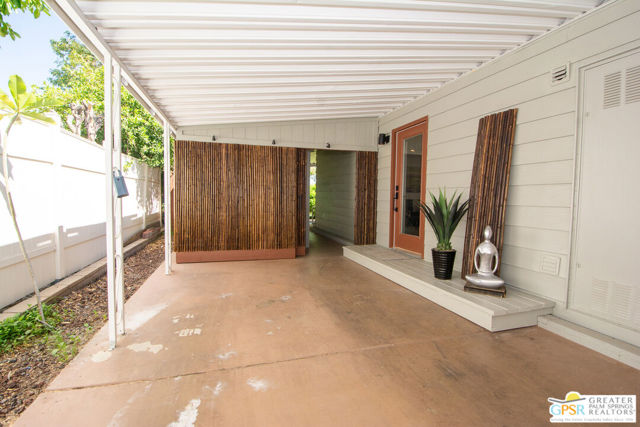 480 Calle Madrigal, Cathedral City CA: https://media.crmls.org/mediaz/dea2eb54-11ae-4daa-8cae-aeb975b5e1fc.jpg