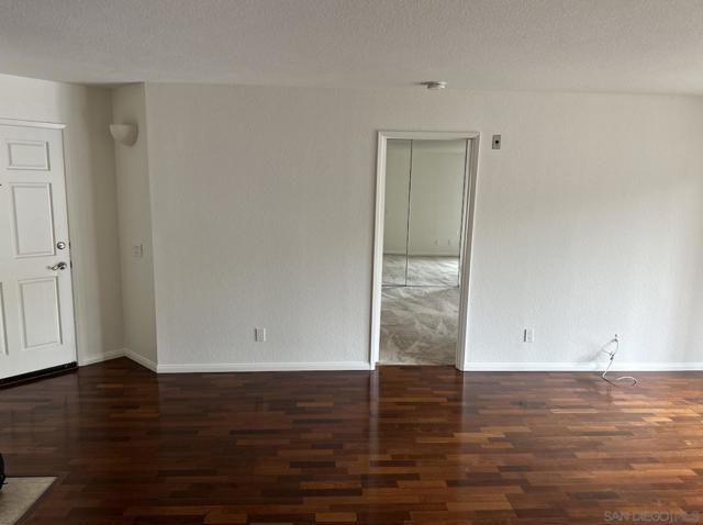 7248 Camino Degrazia, San Diego CA: https://media.crmls.org/mediaz/dea36601-6bb4-43a0-bdf0-5bcd16f8da82.jpg