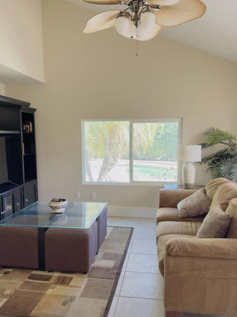 43512 Via Magellan Drive, Palm Desert CA: https://media.crmls.org/mediaz/dea39549-c752-40ff-a932-bba3969b5649.jpg