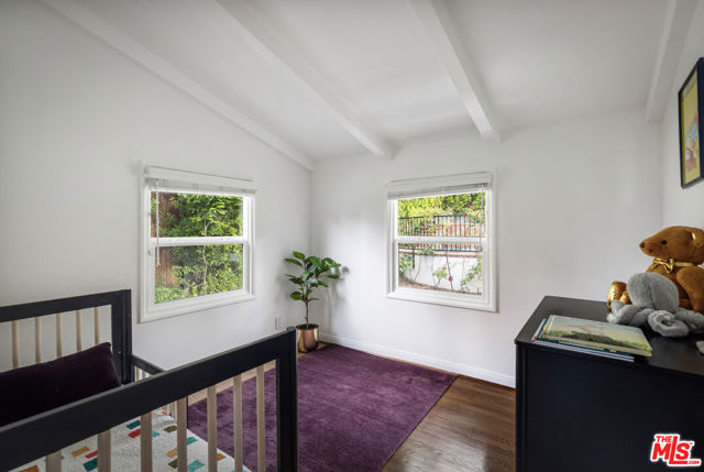 13324 Valley Vista Boulevard, Sherman Oaks CA: https://media.crmls.org/mediaz/dea4320b-2e24-420c-a9c1-7cb3d9f2ed31.jpg