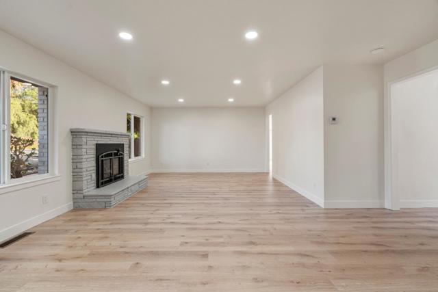 1150 Bonnie View Road, Hollister CA: https://media.crmls.org/mediaz/dea43674-912a-4358-8b3b-09f93df9ed68.jpg