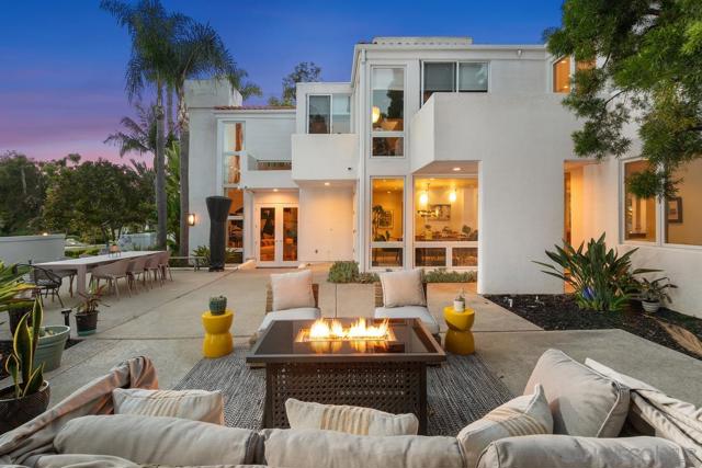 6172 Via Posada Del Norte, Rancho Santa Fe CA: https://media.crmls.org/mediaz/dea4cf5c-eb02-4244-ae77-813c5ec20c73.jpg