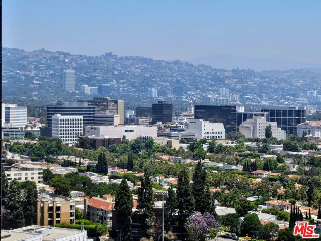 2160 CENTURY PARK EAST, Los Angeles CA: https://media.crmls.org/mediaz/dea53849-32f4-4cfa-a614-88636bef6c91.jpg