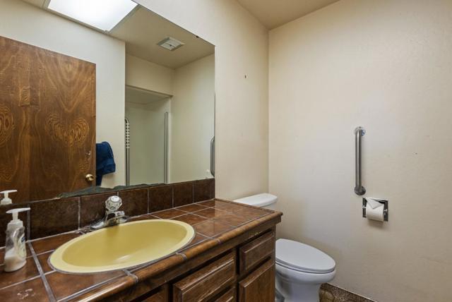 307 Mansfield Road, Hollister CA: https://media.crmls.org/mediaz/dea58b49-3f96-4b6c-9b33-92b6492b6504.jpg