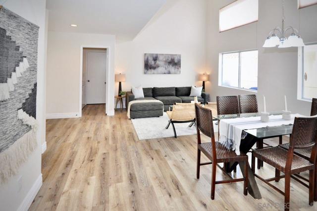 10878 Caminito Colorado, San Diego CA: https://media.crmls.org/mediaz/dea710ad-ef1c-4f5e-a0a2-4c7f5c69ca0c.jpg