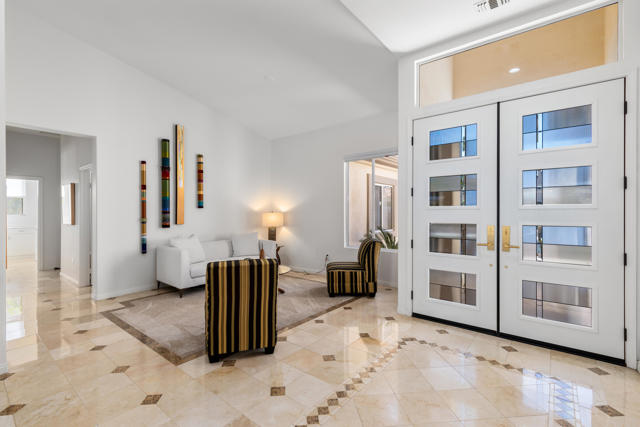 78210 Gray Hawk Drive, Palm Desert CA: https://media.crmls.org/mediaz/dea7747d-eef7-4250-8cde-18d85b5dd9c0.jpg