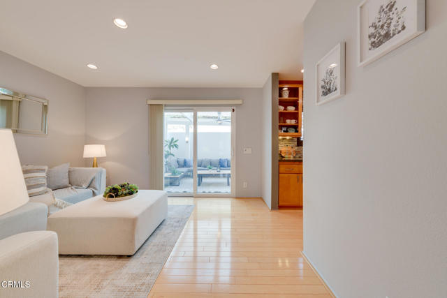 Detail Gallery Image 16 of 50 For 750 Portola Ter, Los Angeles,  CA 90042 - 3 Beds | 2/1 Baths