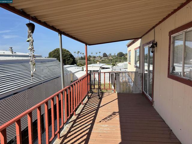 16401 San Pablo Ave, San Pablo CA: https://media.crmls.org/mediaz/dea866ae-d17f-4049-ac16-f65b7b51f864.jpg