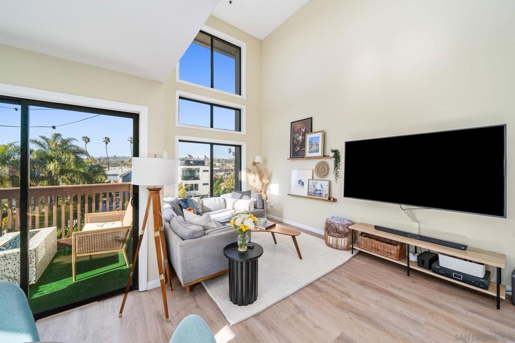 MLS #250032682SD img 5