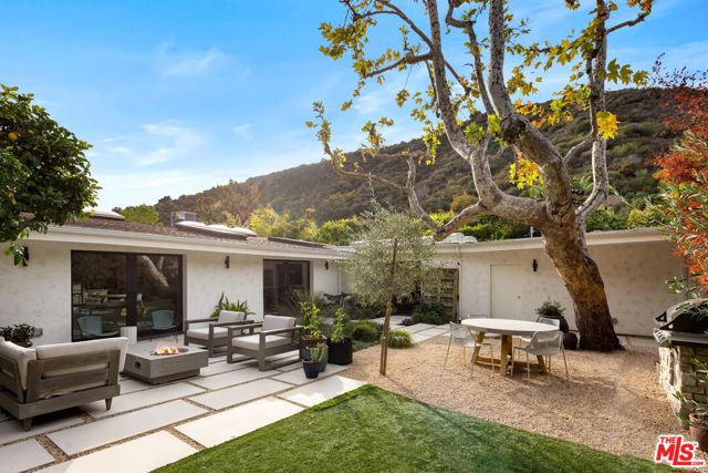 Drew Fenton | 3328 Mandeville Canyon Road Los Angeles CA | MLS: 7013571