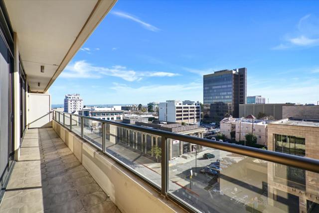 40 W 3rd Avenue, San Mateo CA: https://media.crmls.org/mediaz/dea9d237-de94-4a50-bd97-6aaae418cf2e.jpg