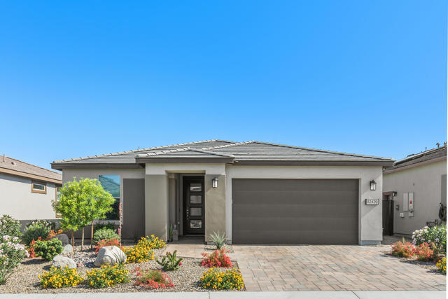 82420 Round Valley Drive, Indio CA: https://media.crmls.org/mediaz/deaaace2-d4dc-4a7e-ad0f-8c602b1f27bf.jpg