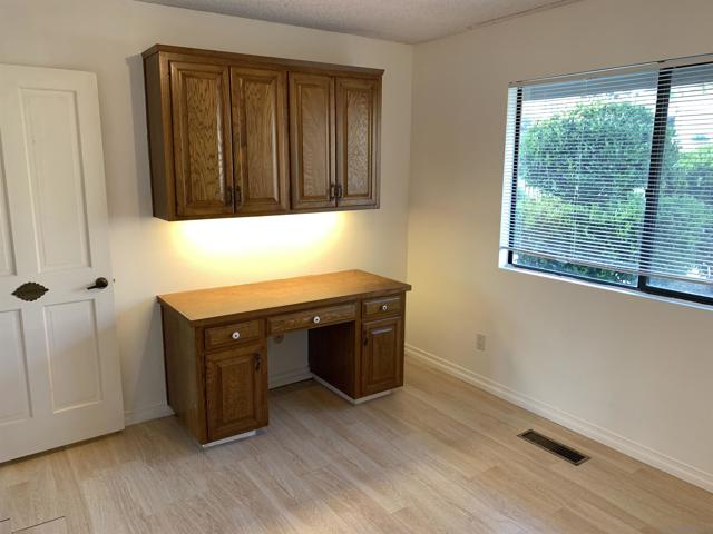 9109 Huntley Road, Fallbrook CA: https://media.crmls.org/mediaz/deaaad8a-193d-4e92-ba7f-59022bb66bfb.jpg
