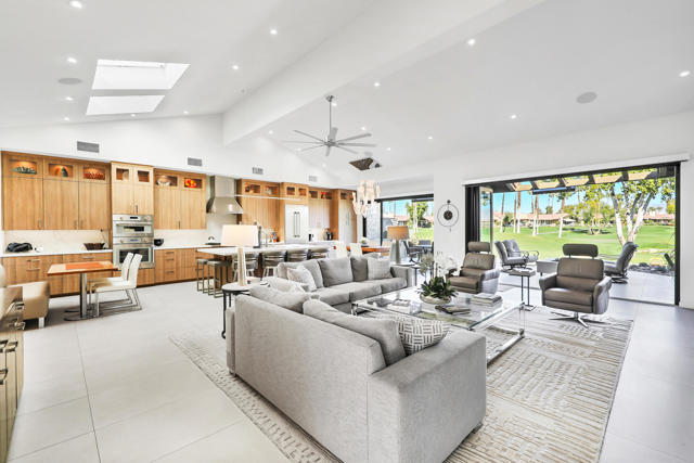 76 Old Ranch Road, Palm Desert, CA 92211