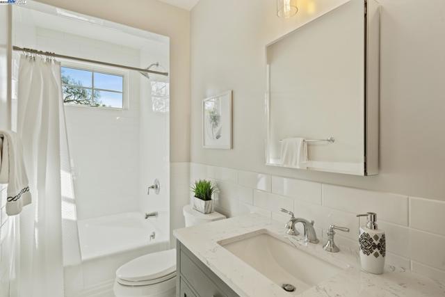 690 S K St, Livermore CA: https://media.crmls.org/mediaz/deac382a-127e-44c9-ba0c-2dcce35bd227.jpg