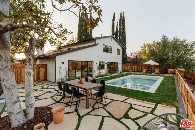 29204 Deep Shadow Drive, Agoura Hills CA: https://media.crmls.org/mediaz/dead2a5f-6ac7-4adb-b256-aef173a246e2.jpg