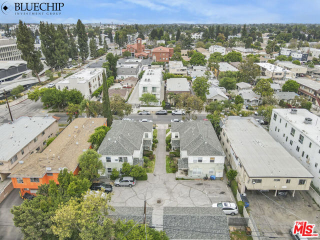 14240 Delano Street, Van Nuys CA: https://media.crmls.org/mediaz/deadb4a0-0a49-4474-ac20-5b17fe842c28.jpg