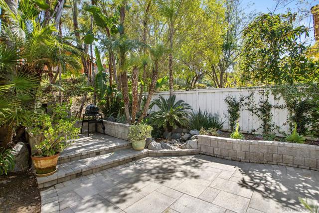11311 Legacy Canyon Pl, San Diego CA: https://media.crmls.org/mediaz/deaf91bb-3916-480a-8ac1-33f3fc6f83cc.jpg