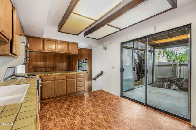 Detail Gallery Image 11 of 46 For 3063 Marigold Pl, Thousand Oaks,  CA 91360 - 3 Beds | 2/1 Baths