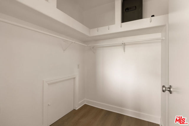 3750 Roberta Street, Los Angeles CA: https://media.crmls.org/mediaz/deb0b793-4ab7-43bc-a2fb-8913d9ae3238.jpg