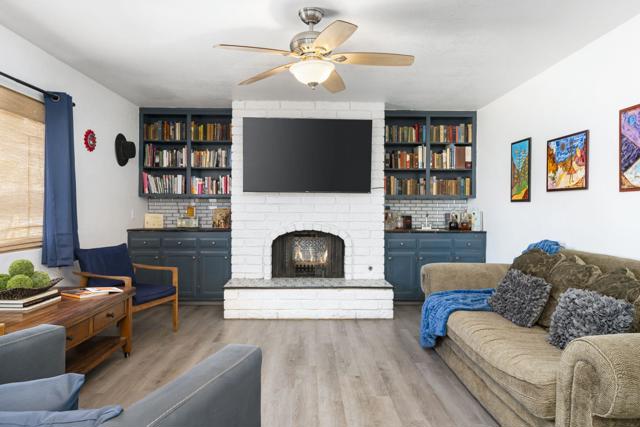 7616 Fairway Drive, Yucca Valley CA: https://media.crmls.org/mediaz/deb13aef-61ae-4a95-8e26-f58e03140694.jpg
