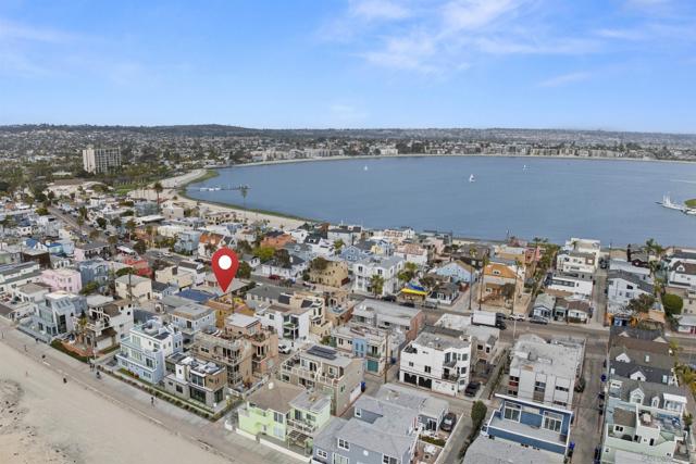 715 Toulon Ct, Outside Area (Inside Ca) CA: https://media.crmls.org/mediaz/deb1cb8d-7cb0-4635-a116-0b4a9c5639ad.jpg