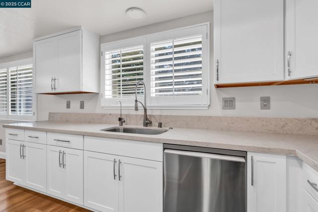 4020 Westminster Pl, Danville CA: https://media.crmls.org/mediaz/deb3583f-a8ad-4703-9e83-ead47a06c37a.jpg