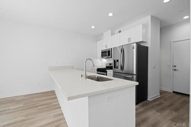 Detail Gallery Image 5 of 32 For 755 Anastasia Ct, El Cajon,  CA 92020 - 3 Beds | 2/1 Baths