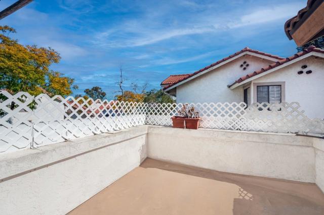 3113 Avenida Topanga, Carlsbad, California 92009, 2 Bedrooms Bedrooms, ,2 BathroomsBathrooms,Townhouse,For Sale,Avenida Topanga,250019952SD