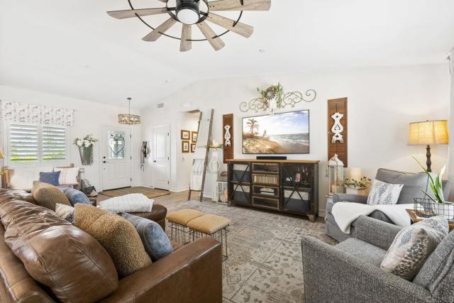 Detail Gallery Image 14 of 37 For 28946 Aerie Rd, Valley Center,  CA 92082 - 3 Beds | 2 Baths