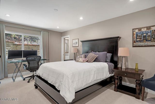 4953 Kilburn Court, Oak Park CA: https://media.crmls.org/mediaz/deb6288d-2297-4758-a3b1-b71507daaa00.jpg