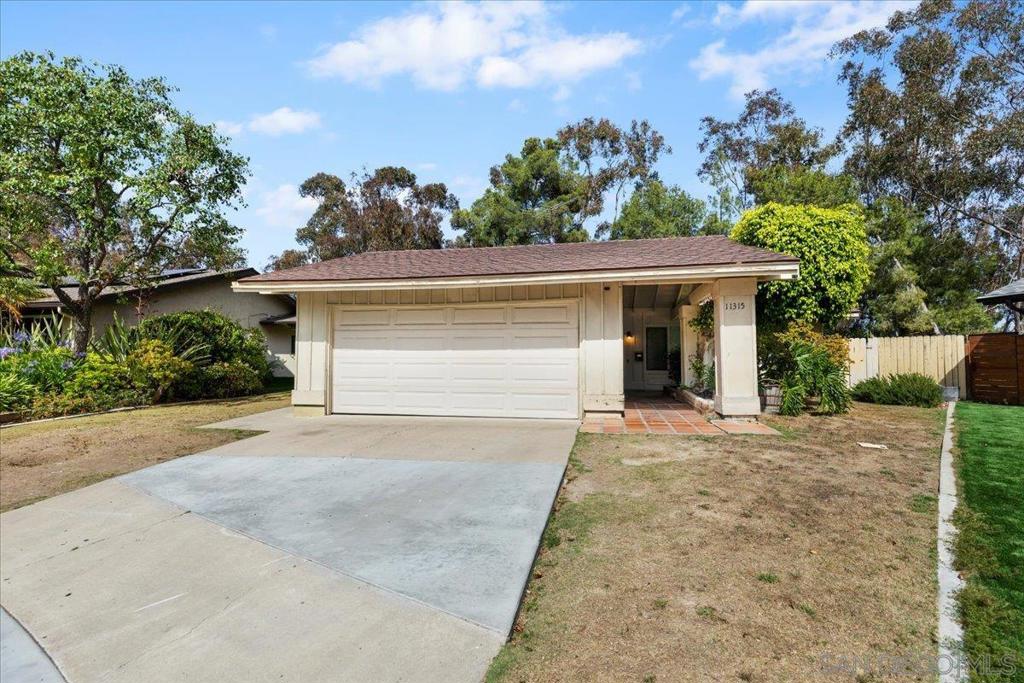 11315 Red Cedar Ln