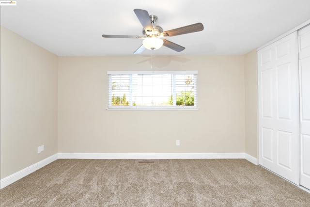 2086 Oakridge Ln, Pittsburg CA: https://media.crmls.org/mediaz/deb76910-55b7-4deb-b109-7509bcb6cbc8.jpg