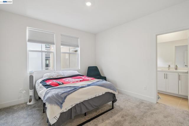 Image 22 of 59 For 37231 Sand Bar Place