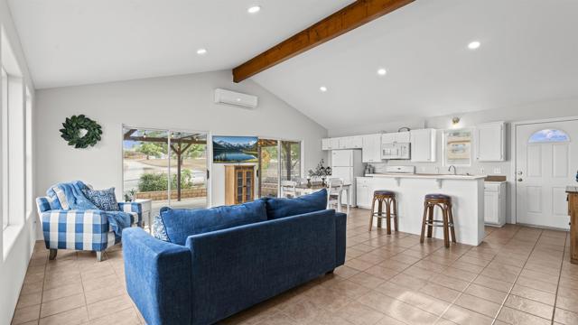 Detail Gallery Image 4 of 49 For 39260 Grassy Rd, Temecula,  CA 92592 - 3 Beds | 2 Baths