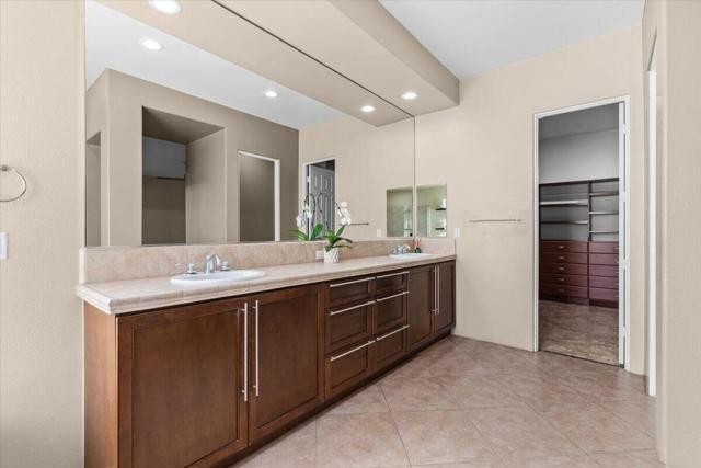 Image 5 of 11 For 49530 Marne Court
