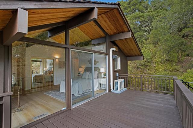 435 Golden Oak Drive, Portola Valley CA: https://media.crmls.org/mediaz/debda2ef-86e1-4b4a-a6cb-3140934f3119.jpg