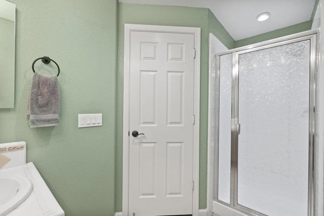 978 Martin Trail, Daly City CA: https://media.crmls.org/mediaz/debe6791-91c2-4305-a39d-746578974944.jpg