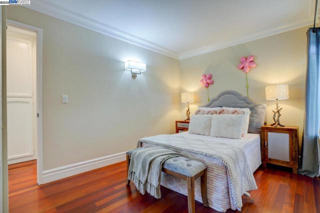 1228 Copper Peak Ln, San Jose CA: https://media.crmls.org/mediaz/debfeb12-c9dc-4762-bb00-323c23978c50.jpg
