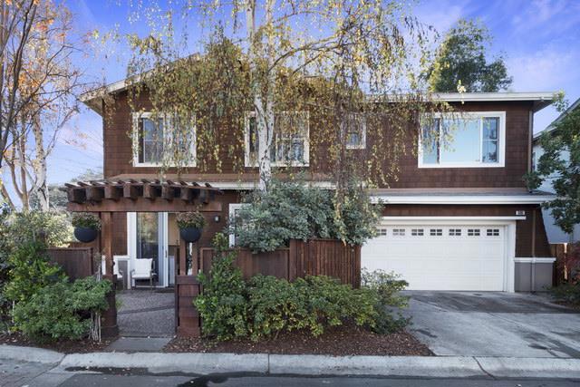 580 Laurel Street, Menlo Park CA: https://media.crmls.org/mediaz/dec01fc6-cf79-4621-acce-498e46fc4f91.jpg